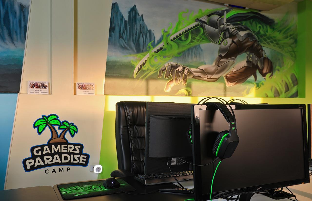 Gamers Paradise Hotel Чалонг Экстерьер фото